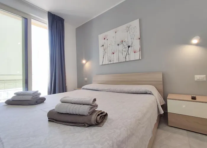 La Maison De Genevieve * Aci Trezza