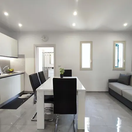 La Maison De Geneviève Appartement Aci Trezza