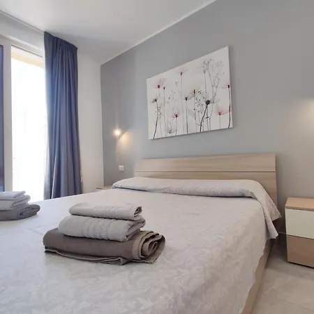 La Maison De Genevieve * Aci Trezza
