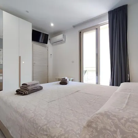 La Maison De Geneviève Appartement *